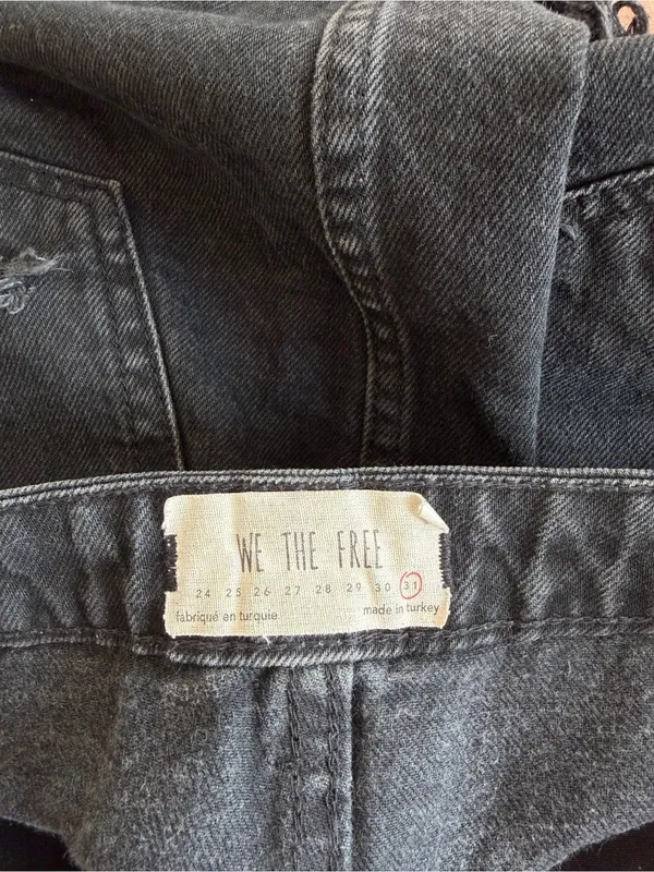 Free‎ People We The Free Black Distressed Denim Mini Skirt Size 31 - Image 4
