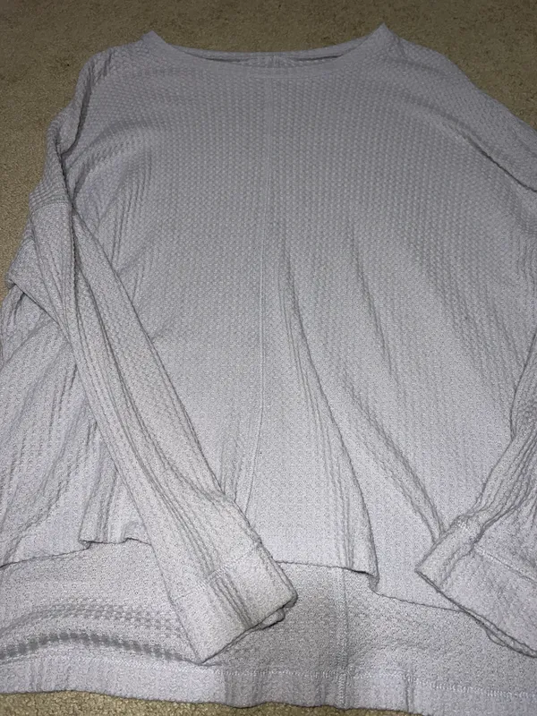 American Eagle Outfitters Sweater - Image 2
