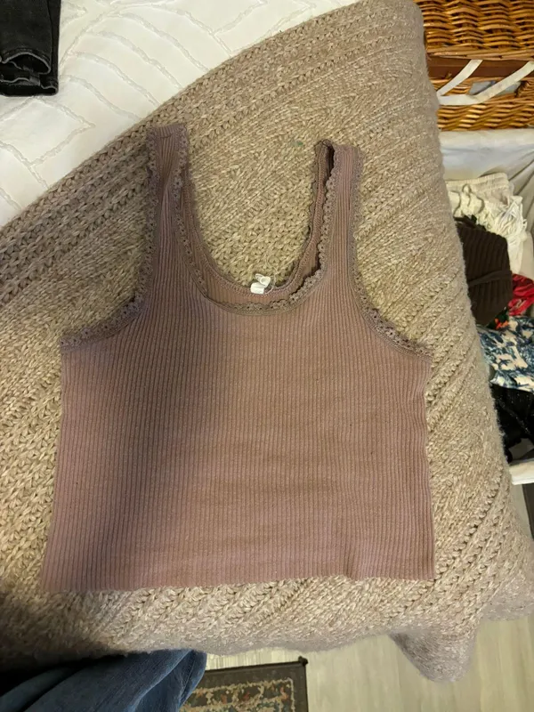Soft Lace Trim Tank - Image 3
