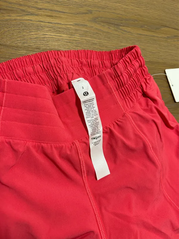 Lululemon size 2 shorts/Hotty hot shorts - Image 11