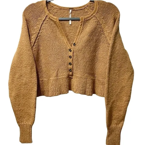 Free People Sweetheart Henley Cropped V-Neck Tan Camel Boho Sweater XS‎ $128 NWT - Image 2
