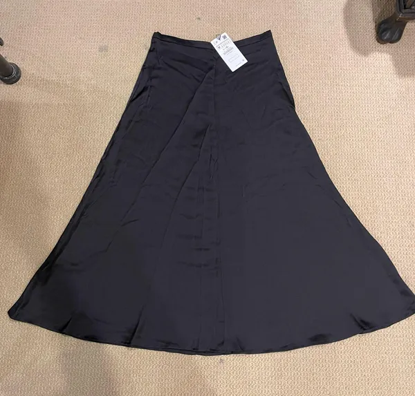 ZARA A-line Satin Skirts - Image 2