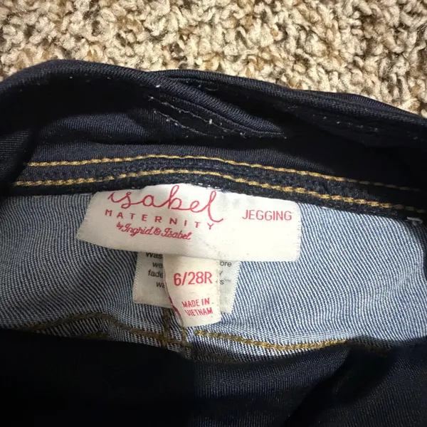 Isabel Maternity by Ingrid & Isabel Blue Skinny Jeggings Medium Wash Size 6/28R - Image 2