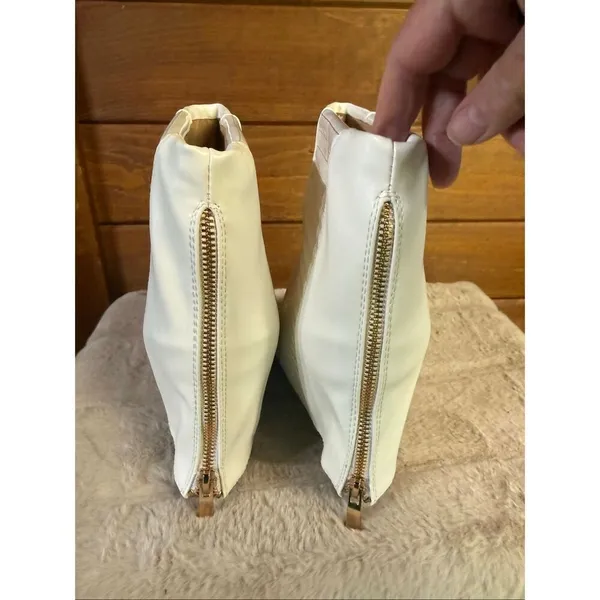 Azalea Wang "Never a Bad Idea" wedge booties white, quilted textured panel /poi - Image 3
