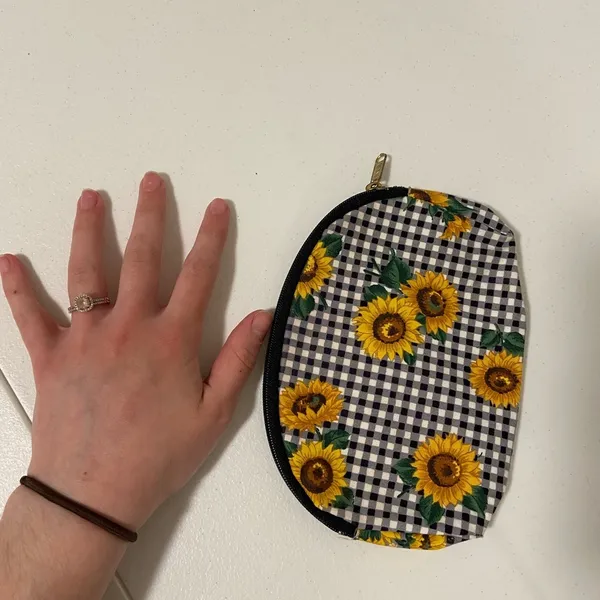 Plaid sunflower zipper‎ pouch - Image 4