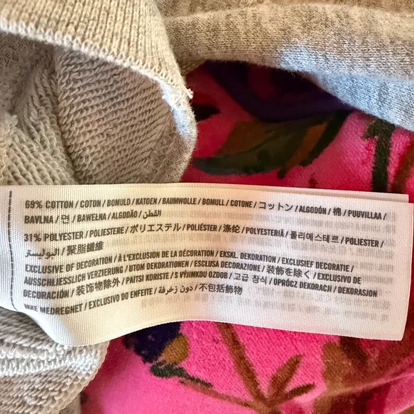 Abercrombie and Fitch NWOT Open-Back Tie-Bottom Sweatshirt - Image 7