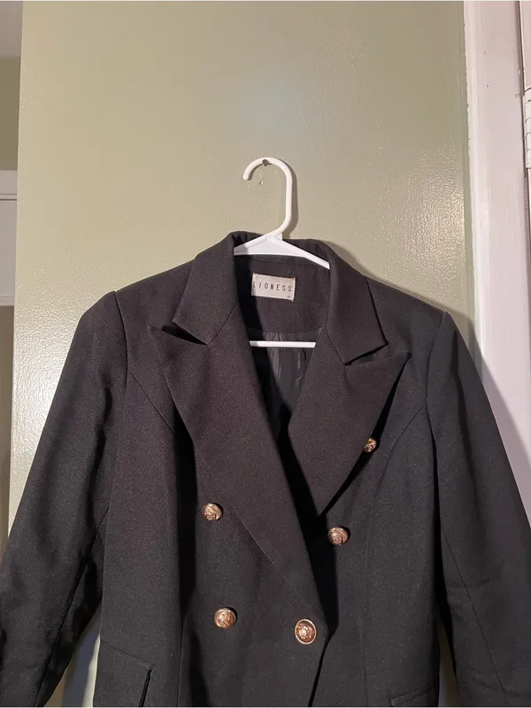 Lioness Women's Sz Medium Double Breasted Blazer with Gold Button Hardware Black - Image 6