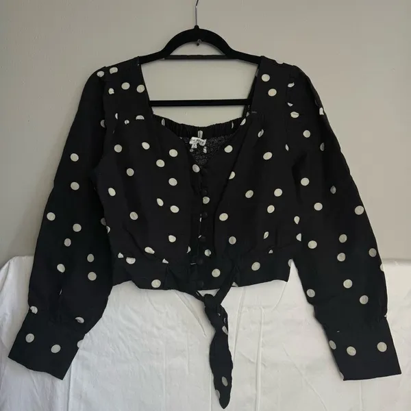 Moon river padme polka dot blouse size Medium - Image 6