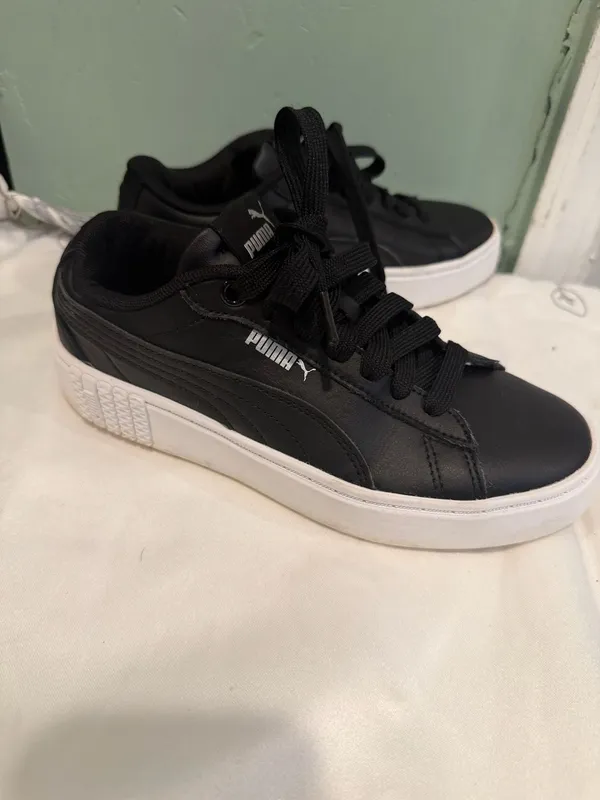PUMA Smash Platform v3 Black Leather Women's Sneakers - Image 5