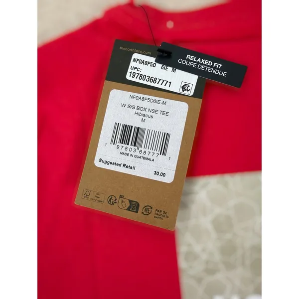The North Face Women's Red Short Sleeve T-Shirt - Size M (NWT) - Image 6