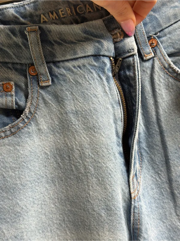 American Eagle Curvy ’90s Bootcut Slit‎ Hem Denim Jeans Light Minimalist AE Chic - Image 8