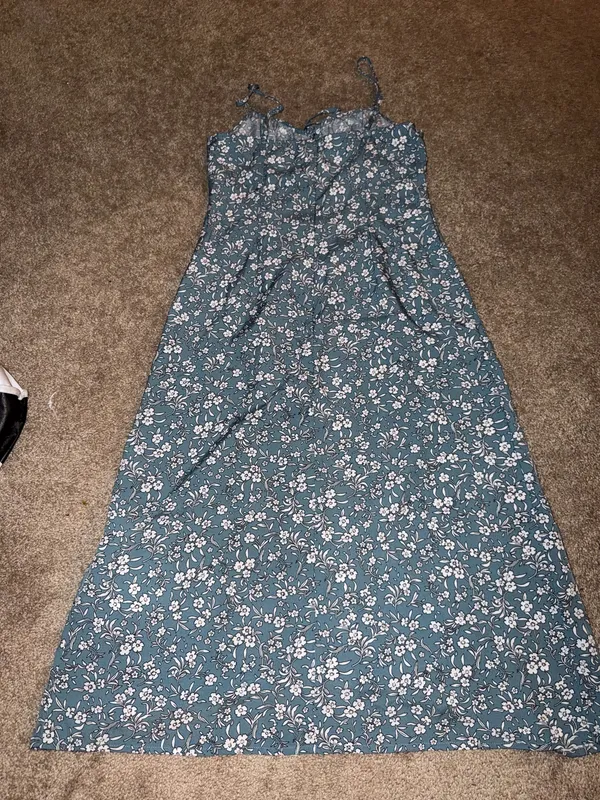 Shein Dress Floral Blue Midi - Image 3