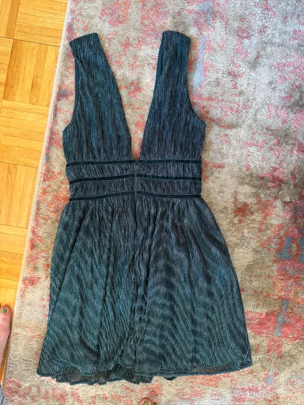 Lulus Green Dress - Image 3