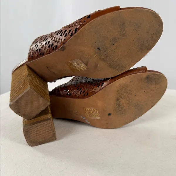 Jeffrey Campbell Kelowna‎ Perforated Mule in Brown Size 9.5 - Image 9