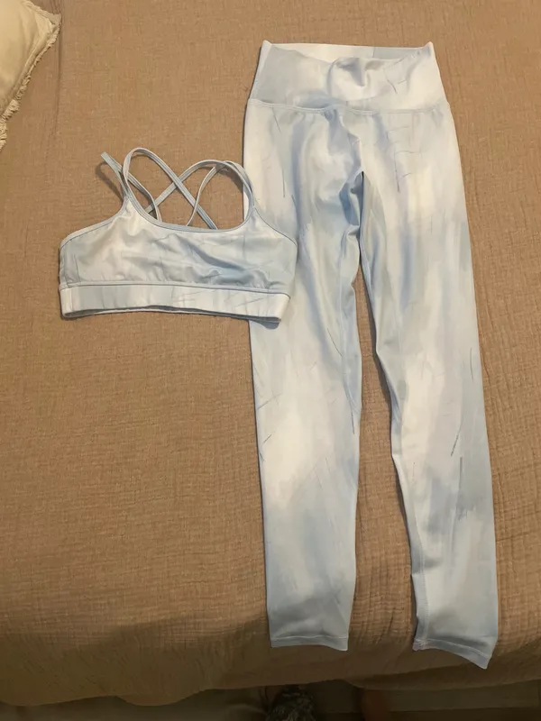 Buff Bunny Set Leggings And Bra - Image 2
