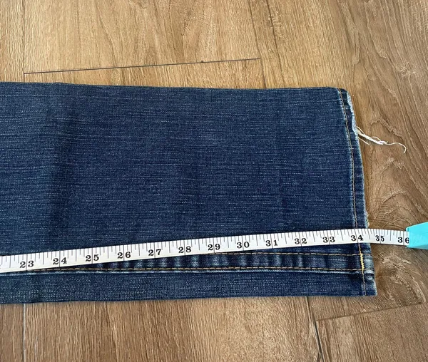 True Religion Billie Straight Leg Jeans Pocket Flap Medium Wash Womens Sz 28 - Image 12