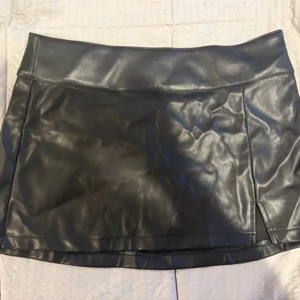 Garage Faux Leather Mini Skirt - Image 5