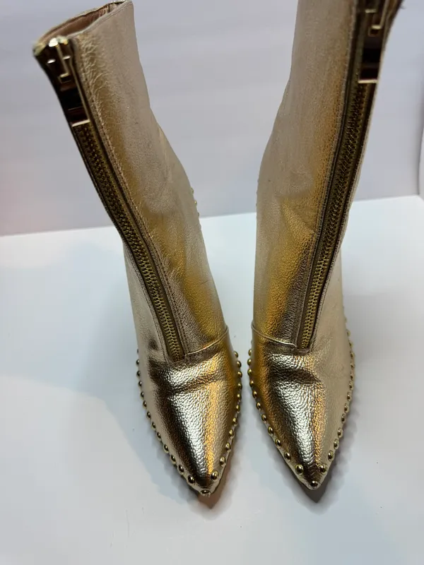 Womens Gold Heeled Boots Size 6.5 - Image 2