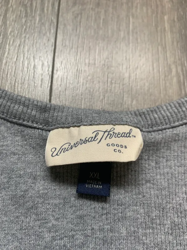 Universal Threads Grey Ribbed Long sleeve Top size XXL - Image 4