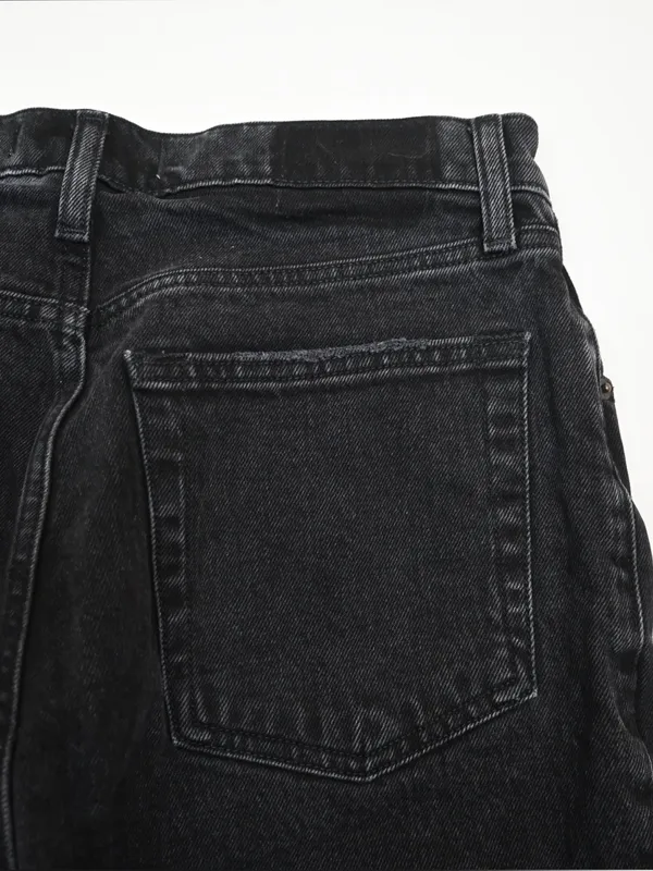 Abercrombie & Fitch Women's 30/10 The 90's Straight Ultra High Rise Jean Black - Image 7