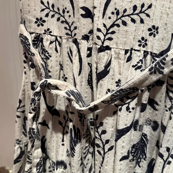 Roller Rabbit Floral Print White and Blue Midi Dress - Image 5
