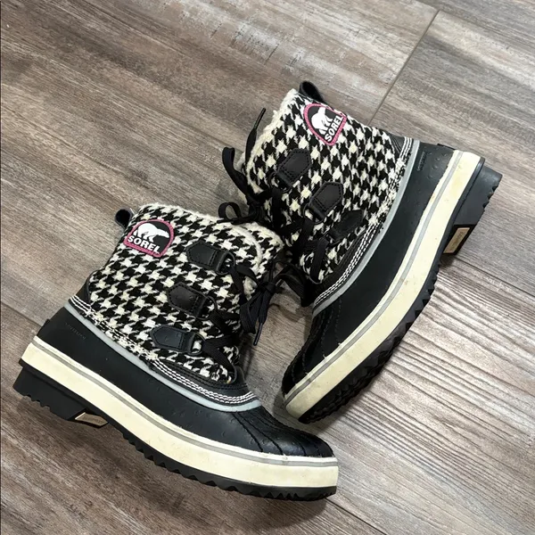 Sorel Tivoli houndstooth size 7 - Image 2