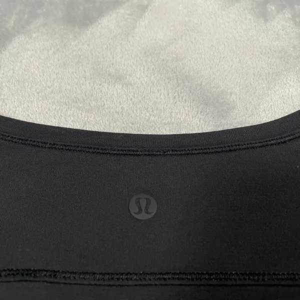 Lululemon Long Sleeve Top 8 Black Side Tie Lightweight Yoga Layering Drapey - Image 3