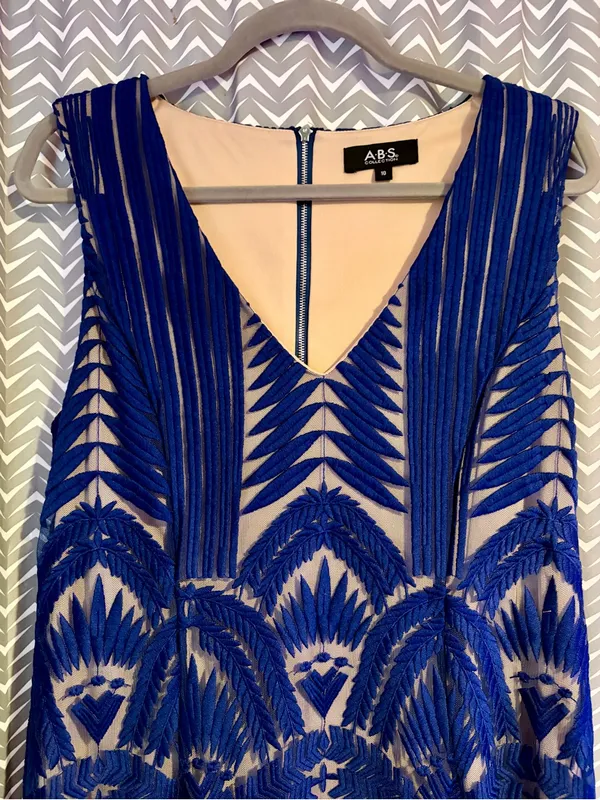 ABS by Allen Schwartz | Blue Art Deco Cocktail Dress, size 10 - Image 2