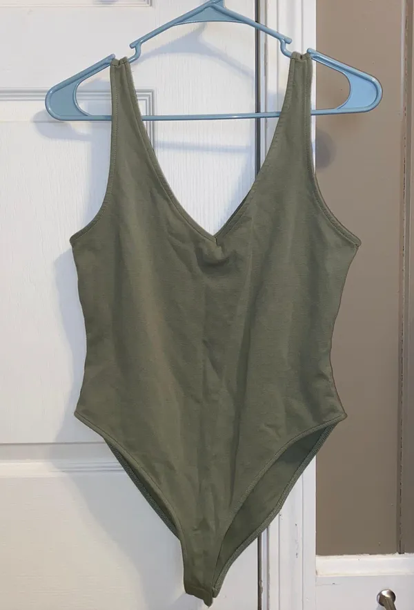 Green Forever21 Bodysuit With Clasp - Image 3