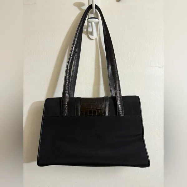 Authentic Brighton One World Black‎ sturdy purse - Image 3