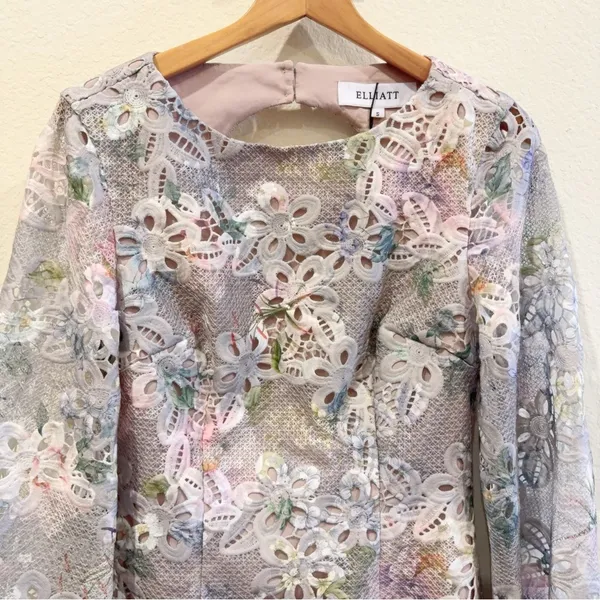Elliatt Jacinta Lace Long Sleeve Mini Dress in Taupe Multi NWT Size S - Image 4