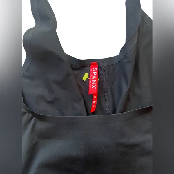 SPANX‎ Thinstincts Mid-Thigh Bodysuit - Image 5