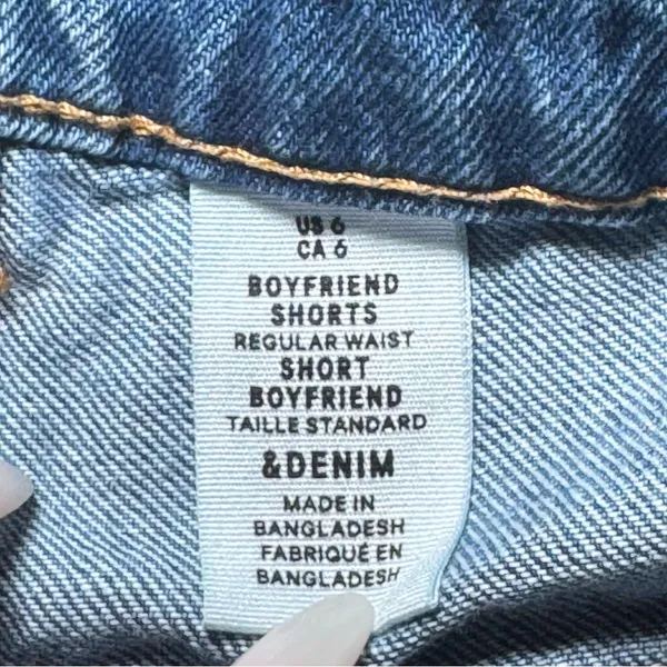 H&M &Denim Light Wash Blue Denim Women's Shorts - Size: 6 - Image 4