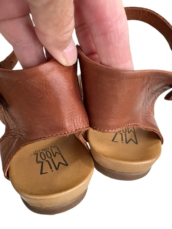 EUC Miz Mooz Leather Antony Sandals Brown Size 10 - Image 7