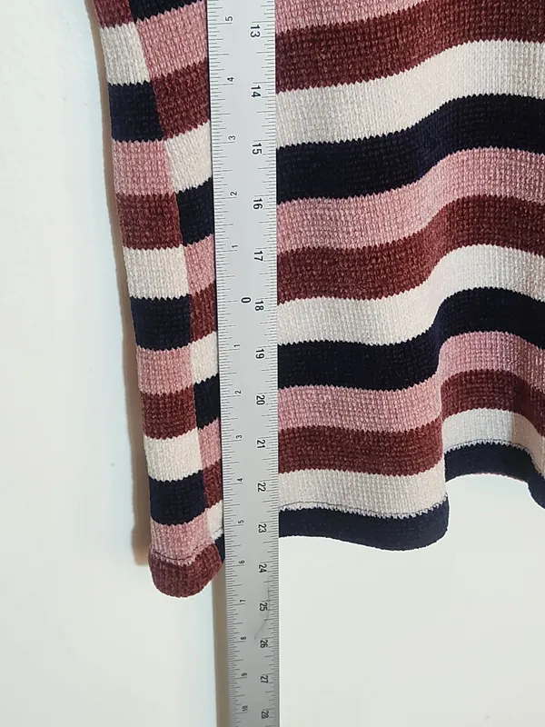 Chenault Pink and Navy Striped Chenille Pullover Size Large - Image 6