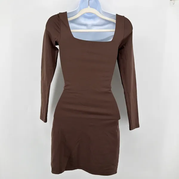 Aritzia Babaton Contour Squareneck Long Sleeve Mini Dress XS Rich Brown Bodycon - Image 2