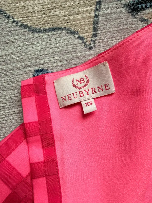 Neu Byrne pink bow top Size XS - Image 3