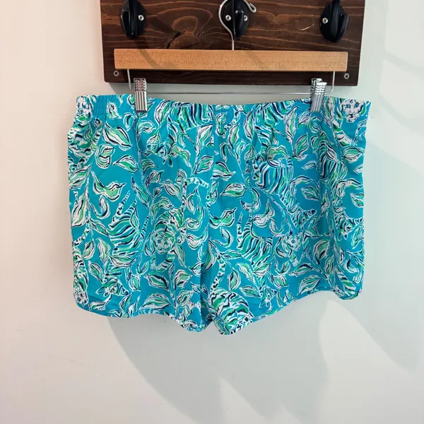 Lilly Pulitzer Luxletic Ocean Trail Shorts Turquoise Oasis Outta Line Print XL - Image 4