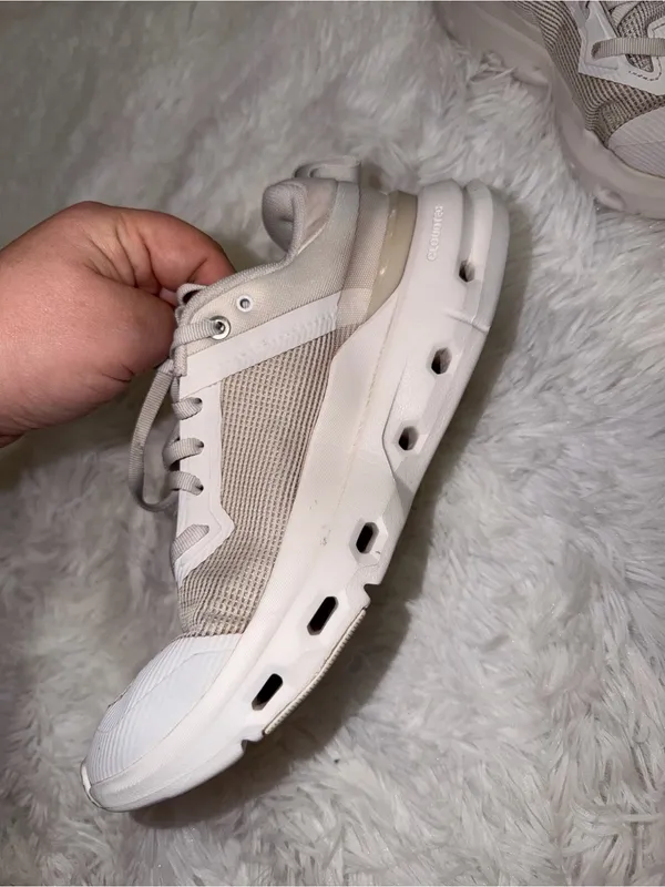 On Running CloudPulse Next Women's White Athletic Sneakers size 8.5 Tan - Image 5