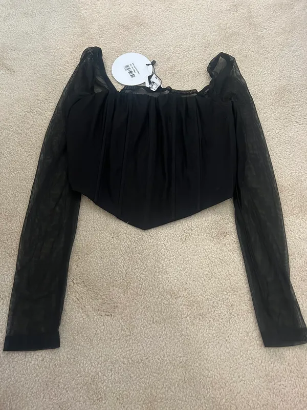 Long Sleeve Crop Top - Image 2