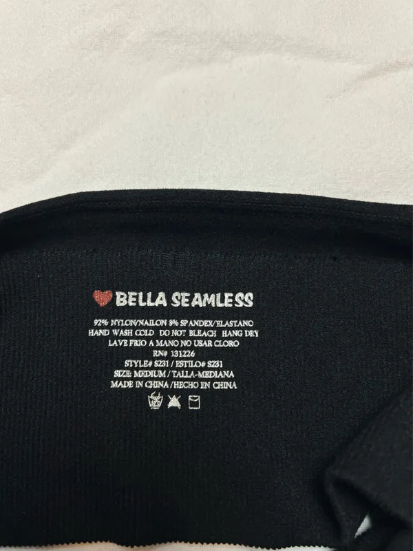 Bella Seamless Black Halter Crop Top Size M - Image 3