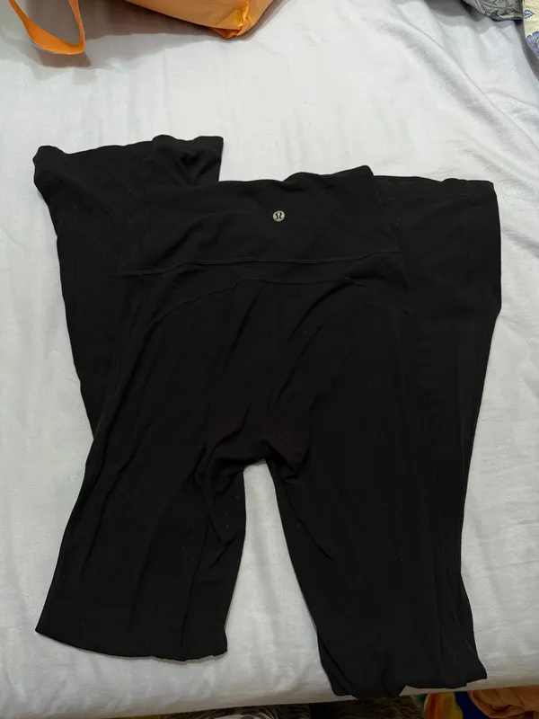 Lululemon Flare Groove Pants High-Rise - Image 4