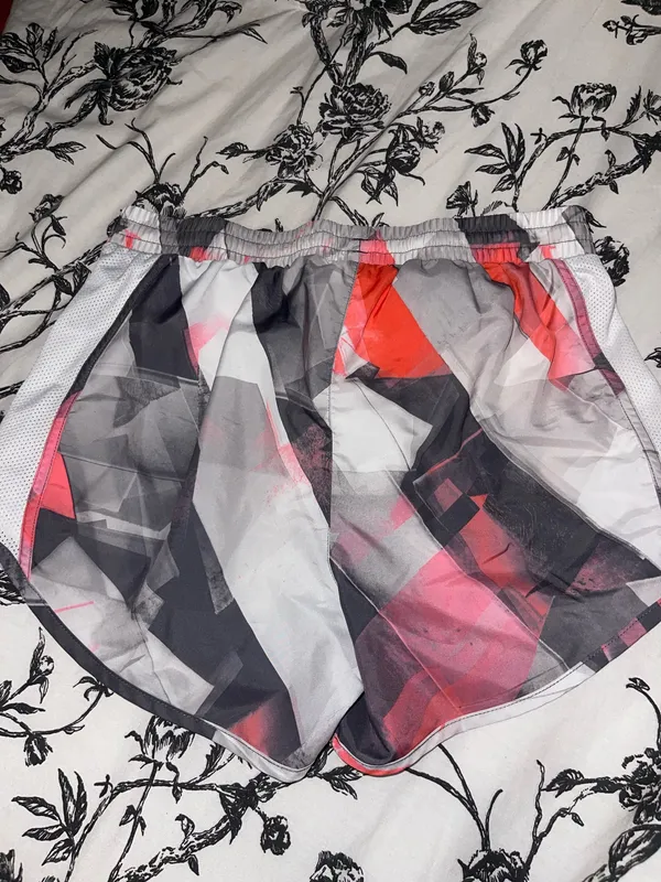 Under Armour Shorts - Image 3