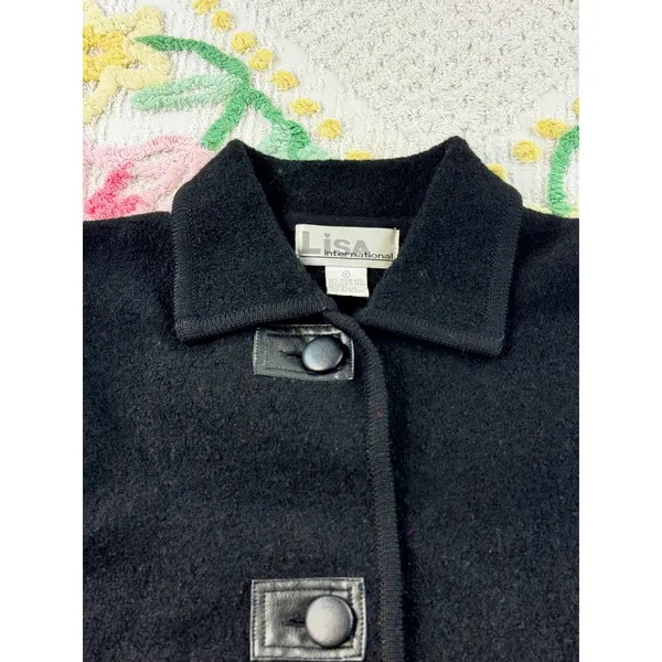Lisa International Womens vtg Black 100% Boiled‎ Wool Button Front blazer M - Image 5