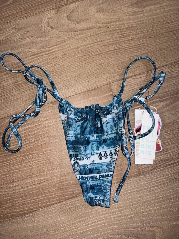 Frankie's Bikinis X Gigi Hadid Brand new Blue Bottoms Thong x small with tags - Image 2