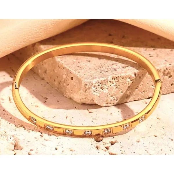 NEW Elegant Gold Plated 316L Bangle‎ Bracelet Square Simulated Diamonds, 6-9” - Image 4