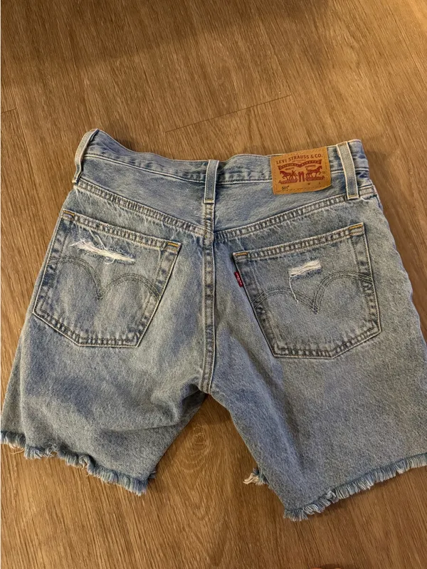 Levi’s 501 Long Denim Shorts - Image 4