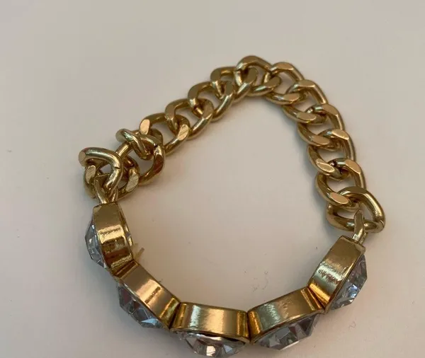 Rhinestone gold link stretchy bracelet - Image 3