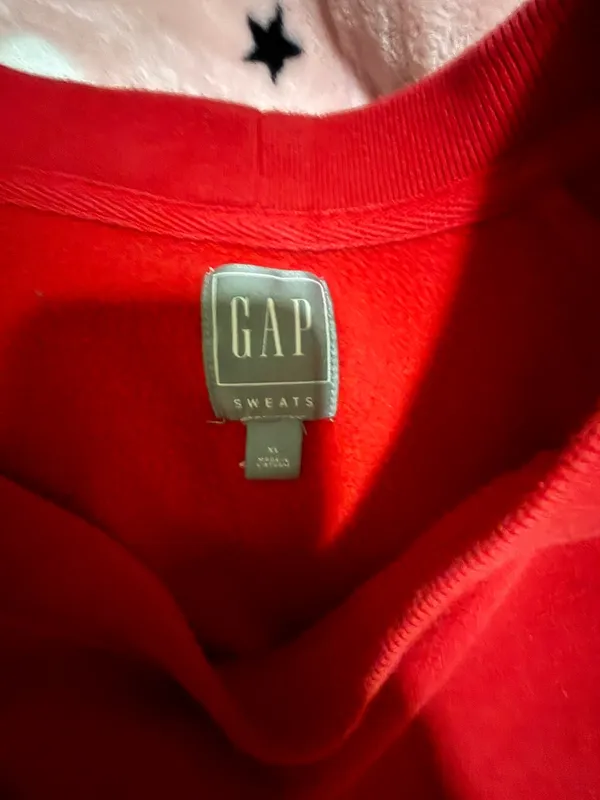 Gap Crewneck - Image 2