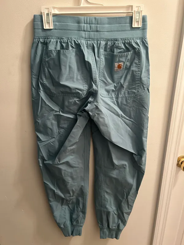 Carhartt women’s scrub set  - Image 5